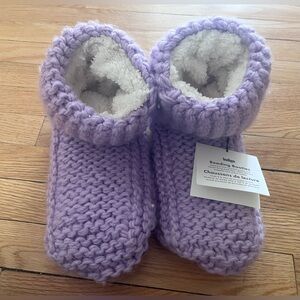 NWT- Indigo Knit Reading Booties, Violet lilac, fits women’s shoe size 8-9